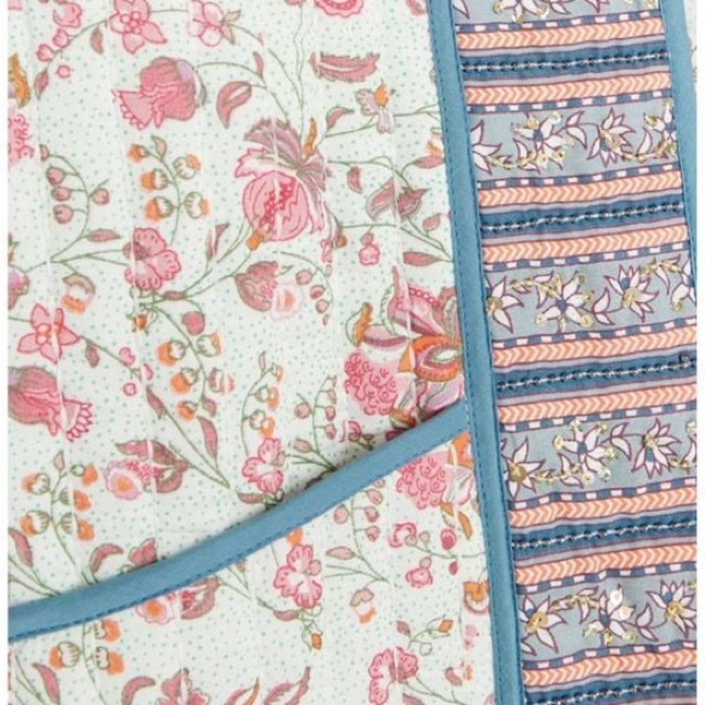 River Island Pink and Blue Floral Quilt Vest Gilet NWT Small